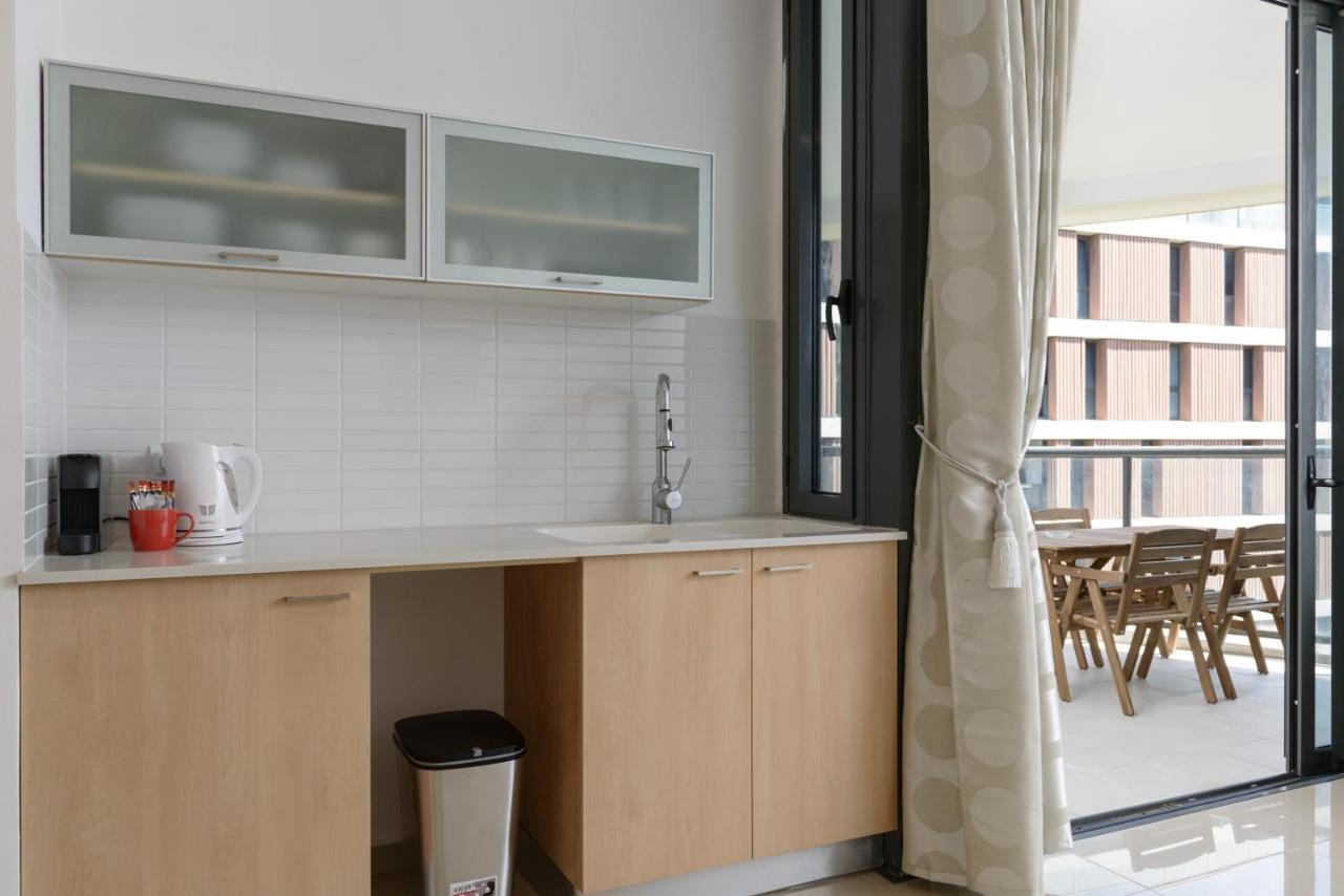 3 Ma'On - By Beach Apartments Tlv Tel Aviv Eksteriør billede