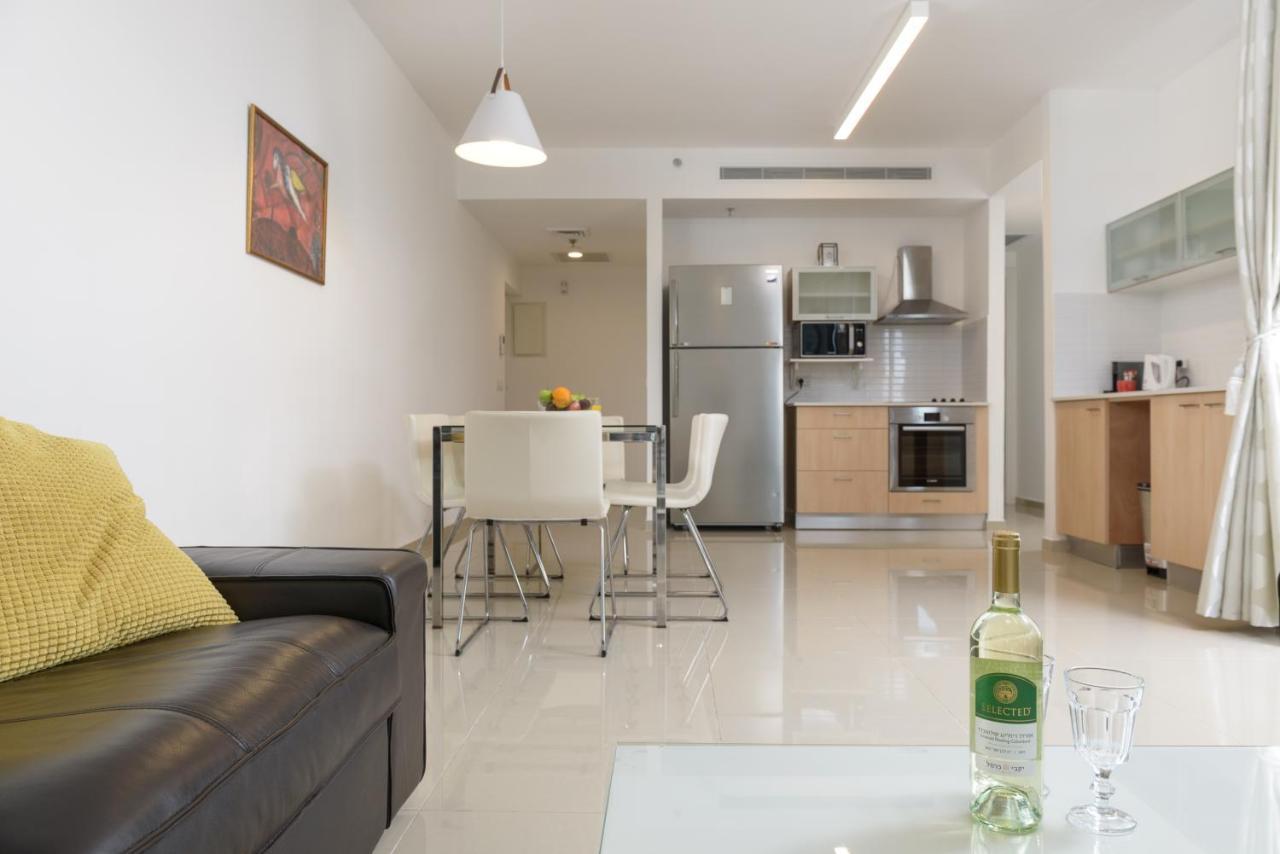 3 Ma'On - By Beach Apartments Tlv Tel Aviv Eksteriør billede